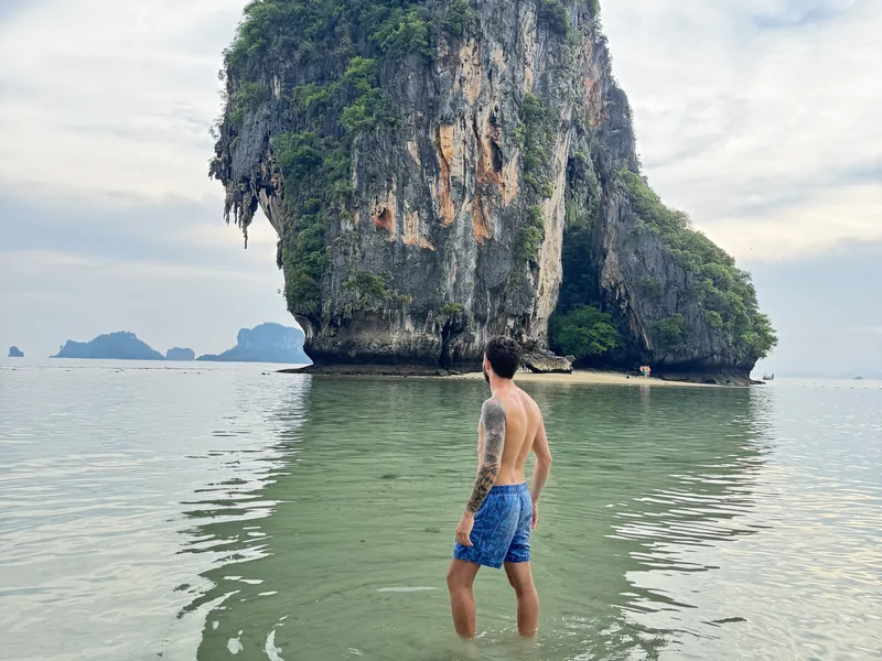 Playa de Railay en Krabi, etapa del itinerario de 15 días